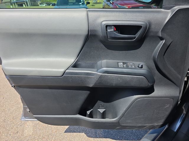 Used 2022 Toyota Tacoma SR image 16