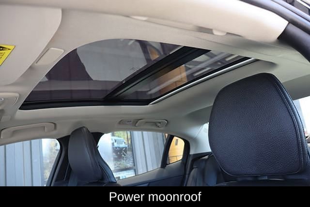 Used 2024 Volvo S60 B5 Plus image 11