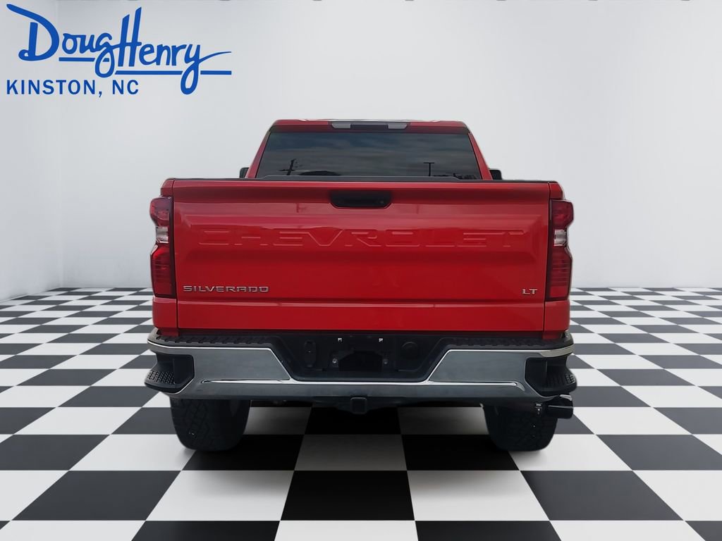 Used 2019 Chevrolet Silverado 1500 LT AWD/4WD image 4