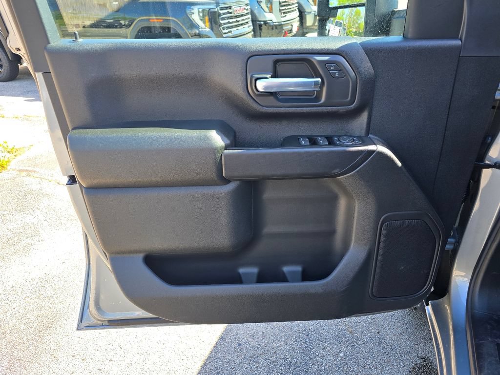New 2026 GMC Sierra 2500 Pro w/ 1SA Pro Safety Plus Package AWD/4WD image 12