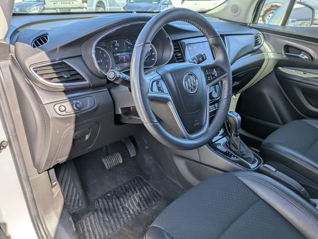 Used 2022 Buick Encore Preferred w/ Safety Package image 8