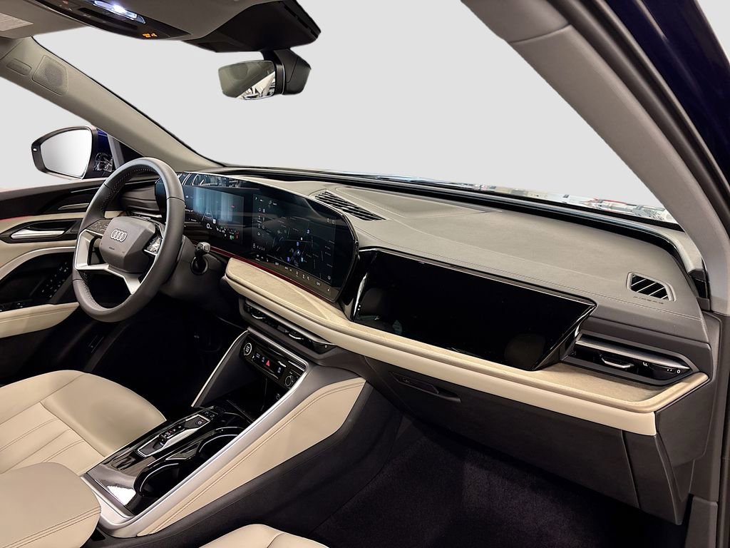 New 2025 Audi Q5 Premium Plus image 14