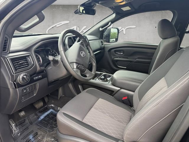 Used 2024 Nissan Titan SV w/ SV Convenience Package image 19