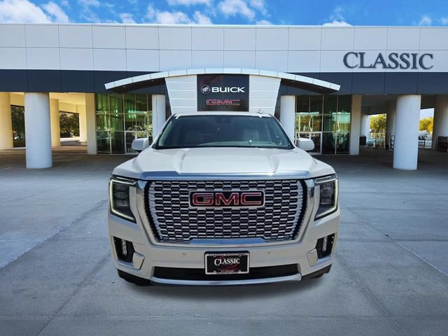 Used 2023 GMC Yukon Denali w/ Max Trailering Package AWD/4WD image 3