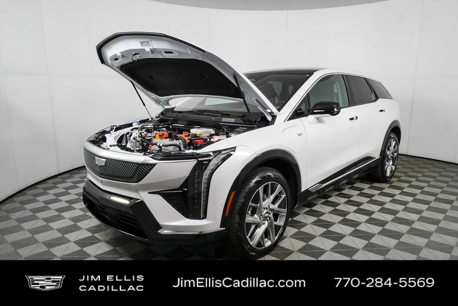 Certified 2025 Cadillac Optiq Luxury 1 AWD/4WD image 33
