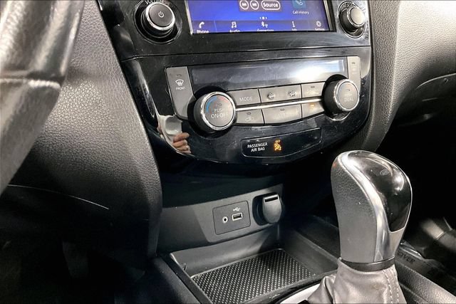 Used 2019 Nissan Rogue Sport SV w/ All-Weather Package AWD/4WD image 15