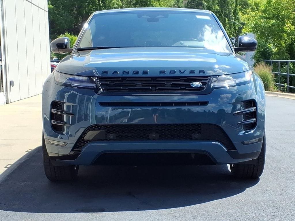 New 2026 Land Rover Range Rover Evoque Hoxton AWD/4WD image 2