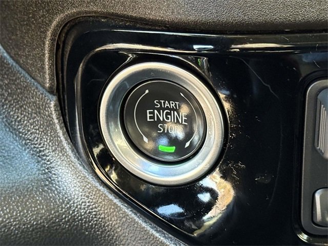 Certified 2025 GMC Sierra 1500 SLT image 24