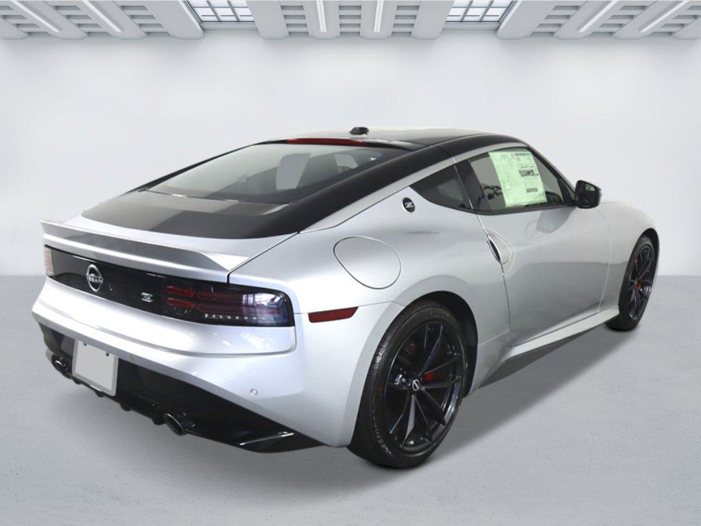 New 2025 Nissan Z Performance w/ Floor Mat Package RWD image 4