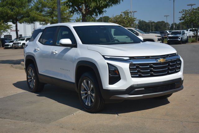 New 2027 Chevrolet Equinox LT FWD image 3