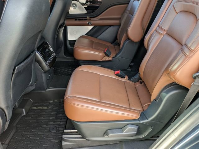 Used 2021 Lincoln Aviator Reserve w/ Equipment Group 202A image 29