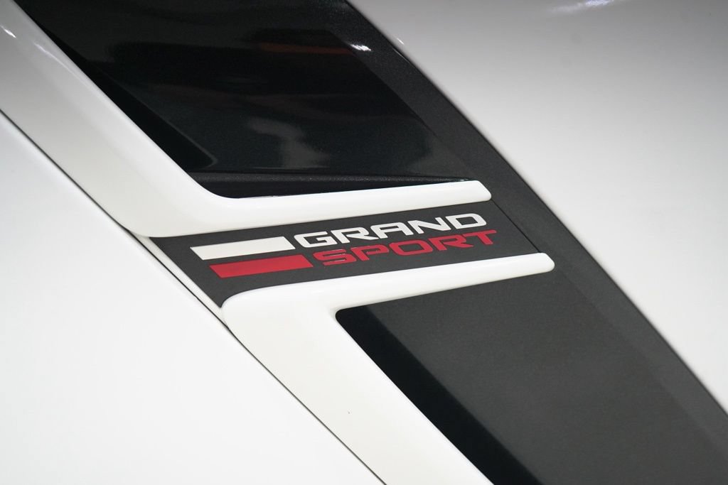 Used 2018 Chevrolet Corvette Grand Sport RWD image 20
