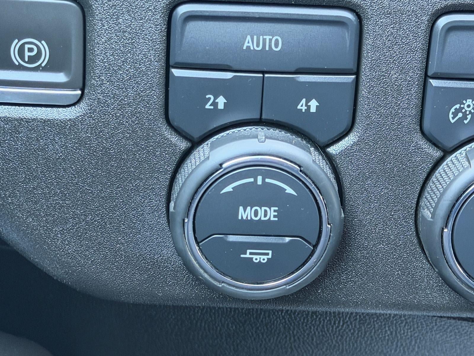 Used 2023 Chevrolet Silverado 1500 LT AWD/4WD image 20