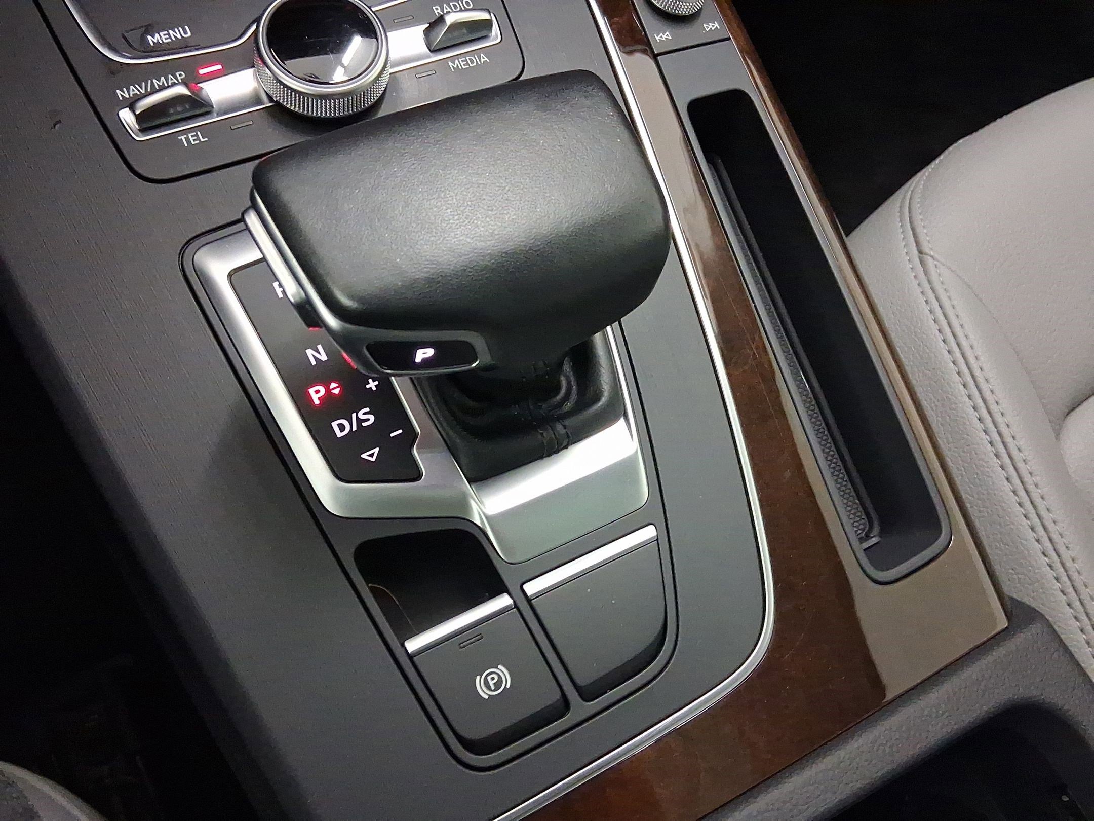 Used 2018 Audi Q5 Premium Plus w/ Premium Plus Package image 16