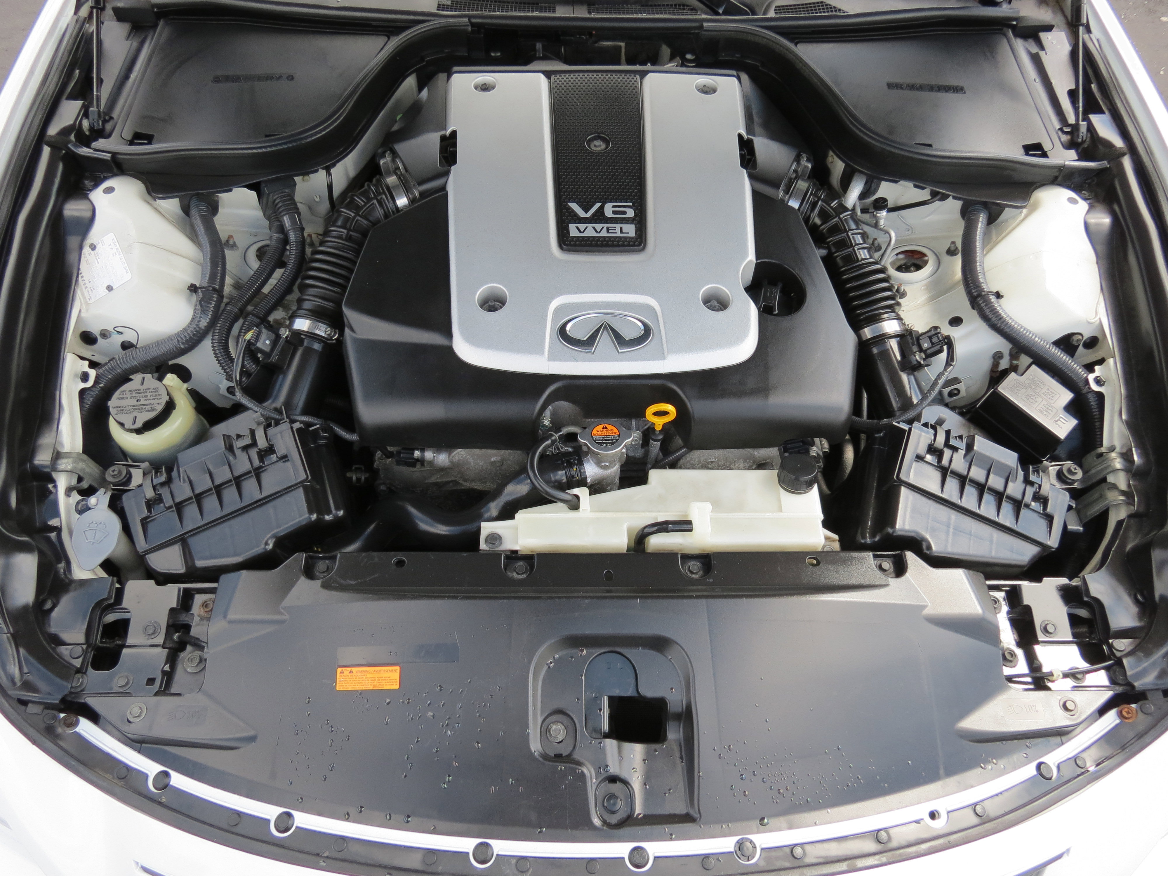 Used 2010 INFINITI G37 x w/ Premium Pkg image 38