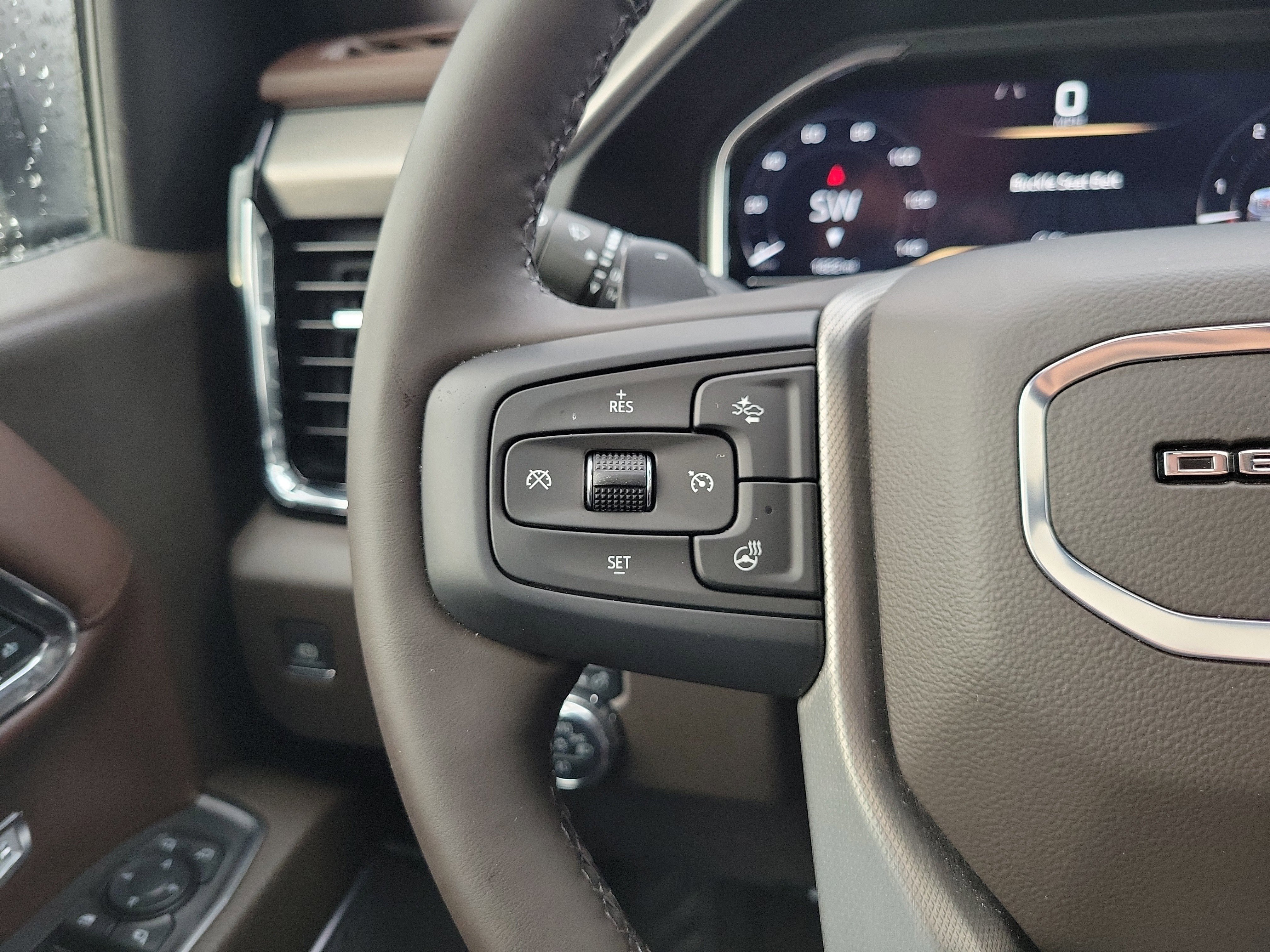 Used 2024 GMC Sierra 1500 Denali w/ Denali Reserve Package AWD/4WD image 20