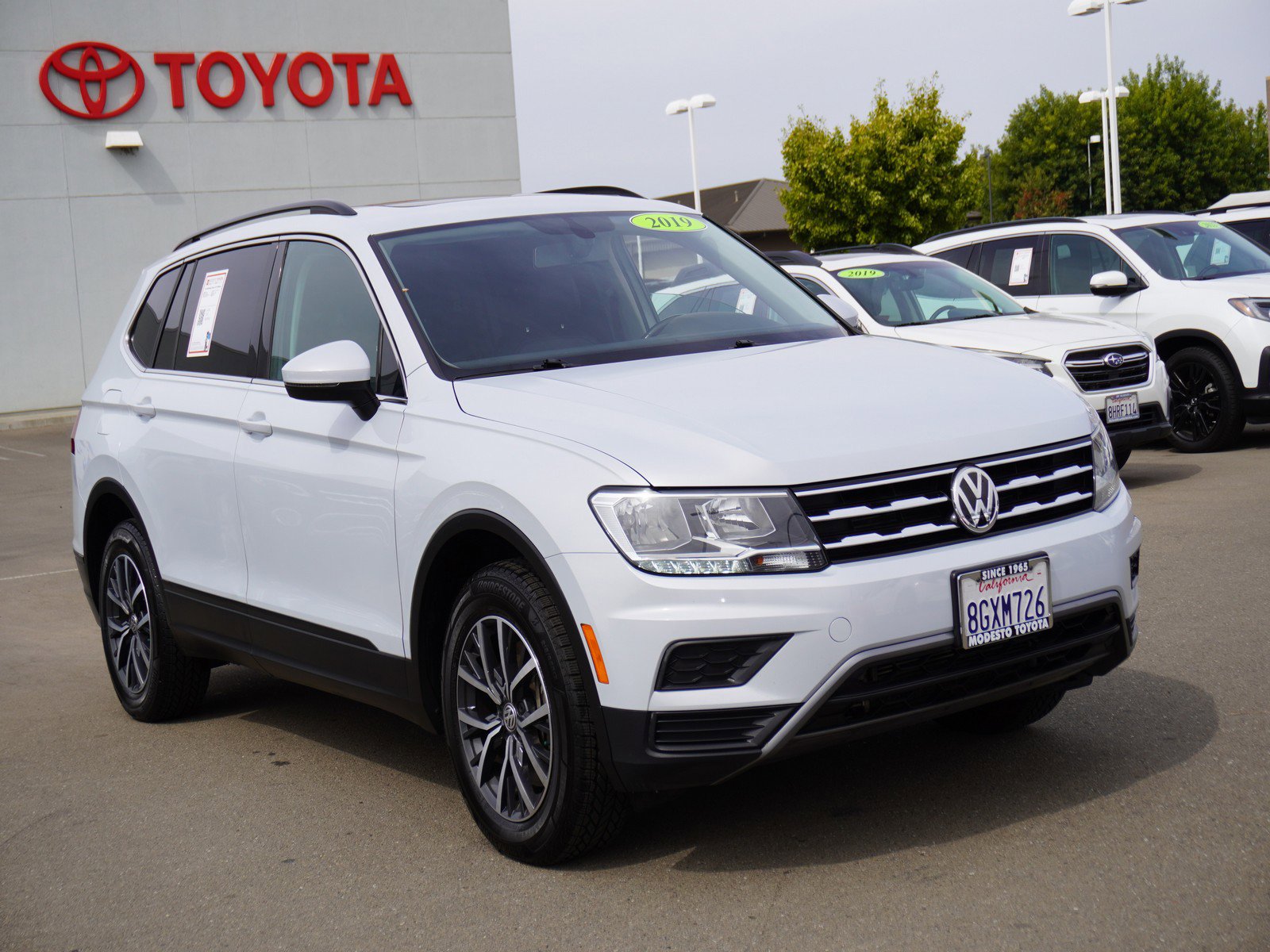 Used 2019 Volkswagen Tiguan SE w/ Panoramic Sunroof Package