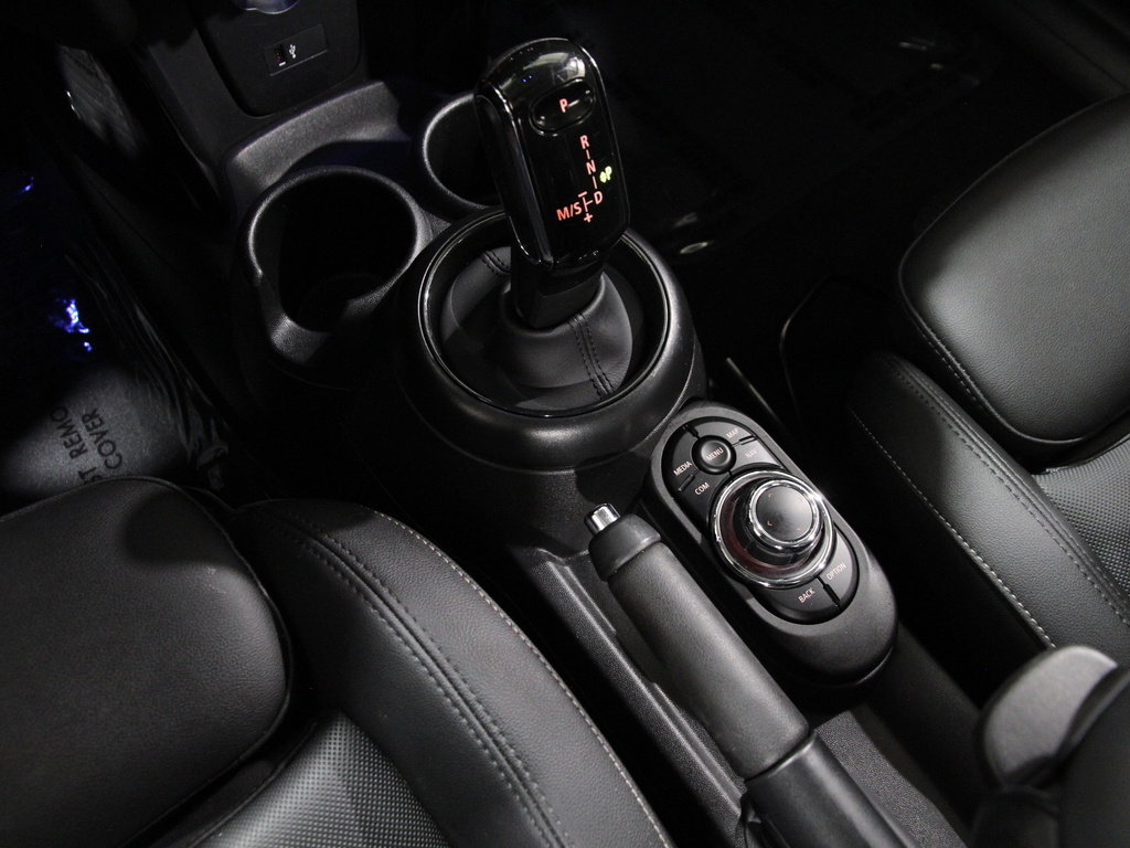 Certified 2024 MINI Cooper S image 14