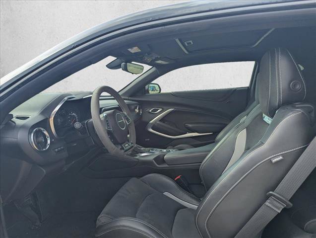 Used 2022 Chevrolet Camaro SS RWD image 12