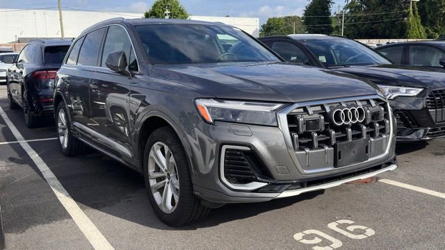 Used 2025 Audi Q7 2.0T Premium w/ Convenience Package AWD/4WD image 1