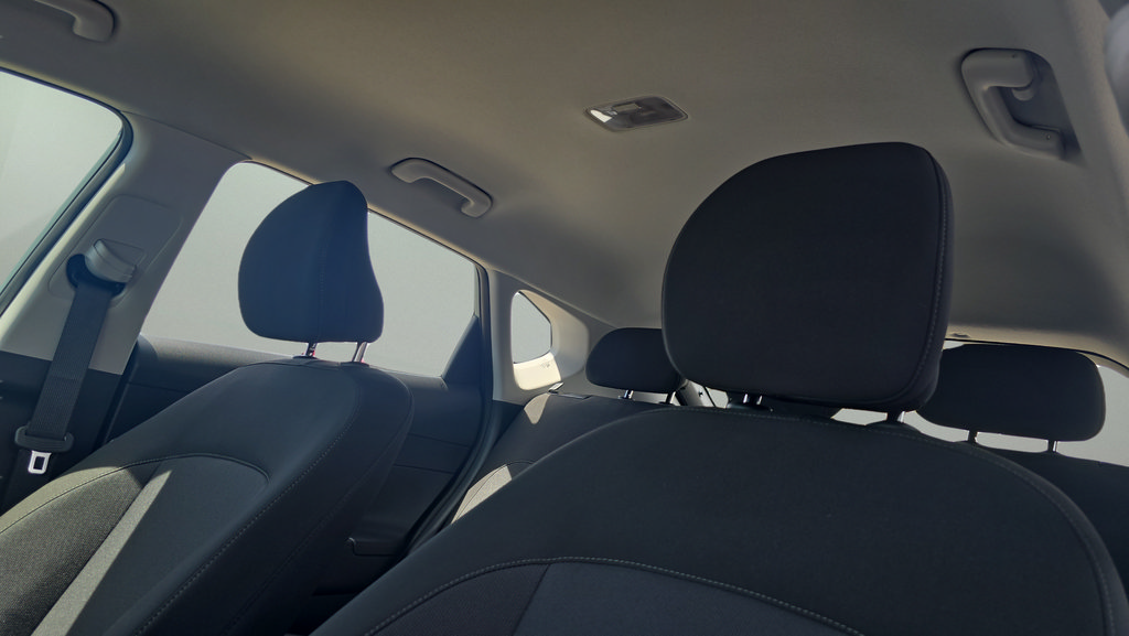Certified 2026 Hyundai Kona SE AWD/4WD image 15