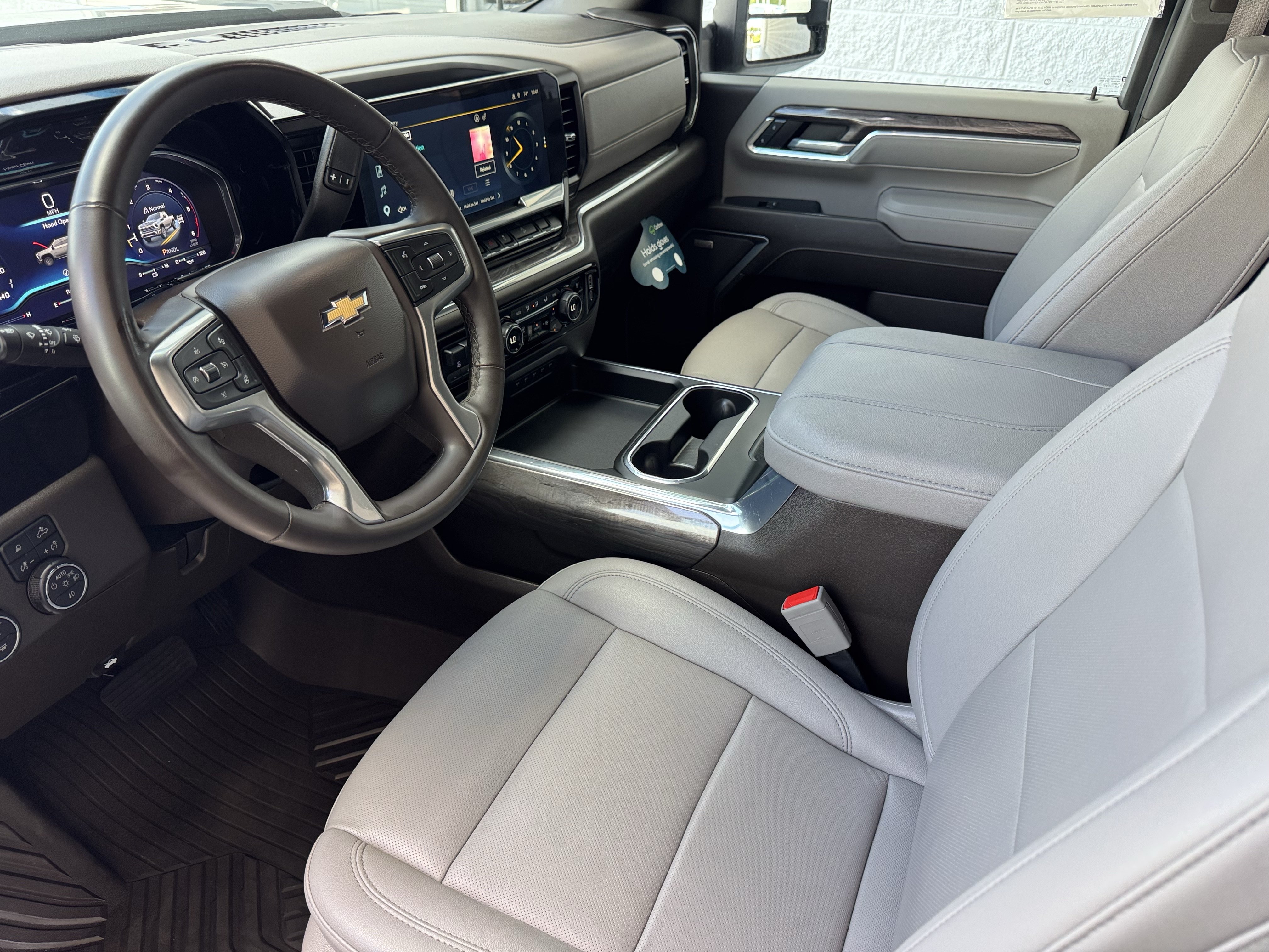 Certified 2025 Chevrolet Silverado 3500 LTZ w/ LTZ Convenience Package AWD/4WD image 10