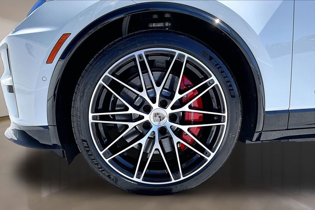 Used 2025 Porsche Macan Turbo Electric image 32