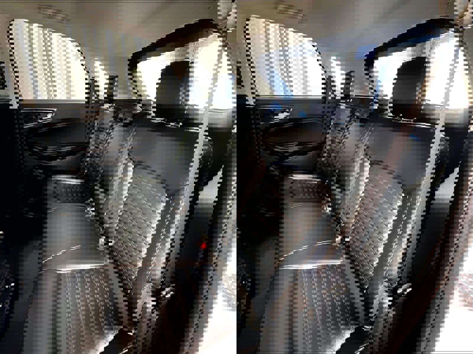 Used 2022 Ford Edge SEL w/ Convenience Package image 15