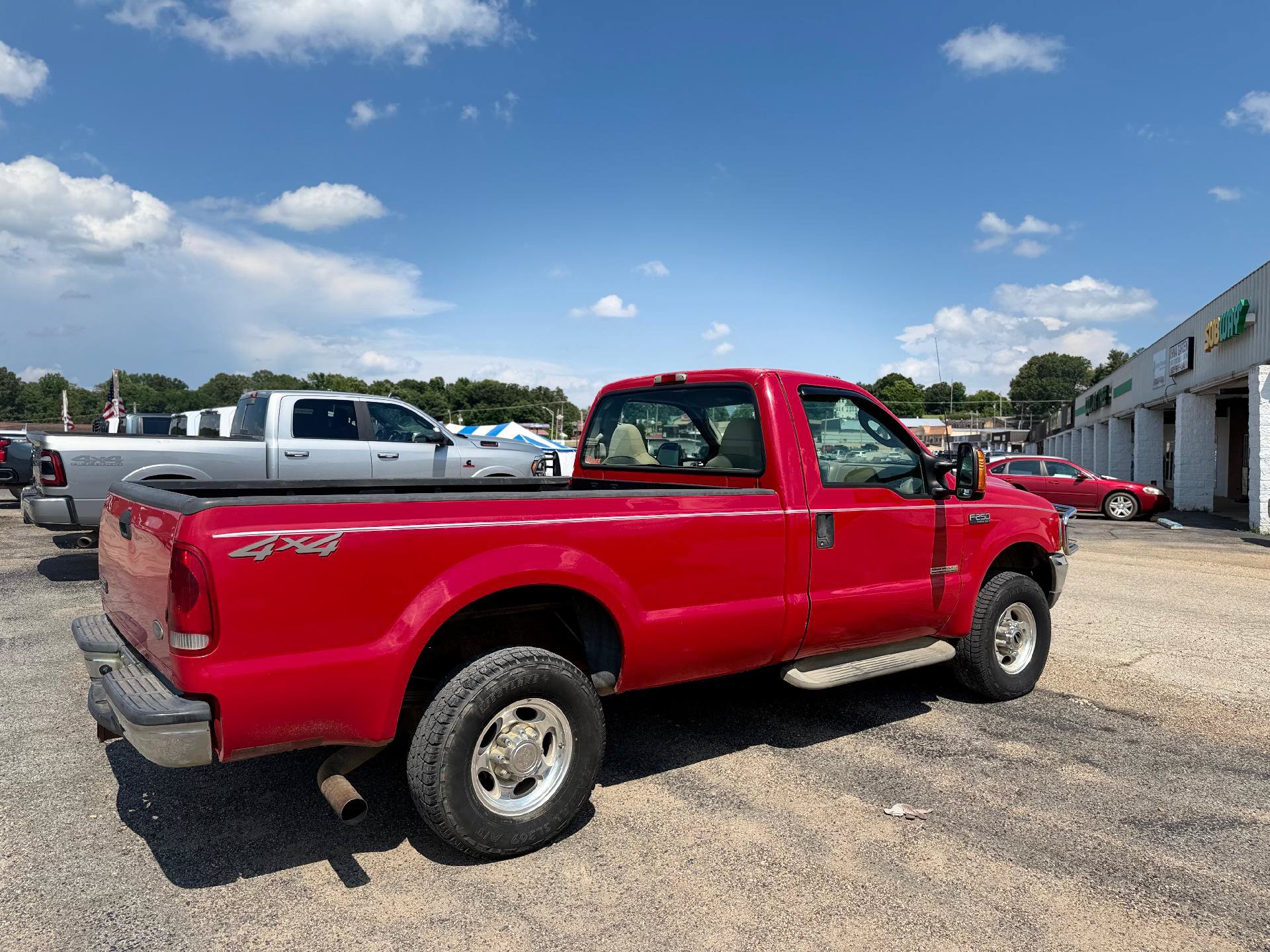 Used 2003 Ford F250 XL AWD/4WD image 3
