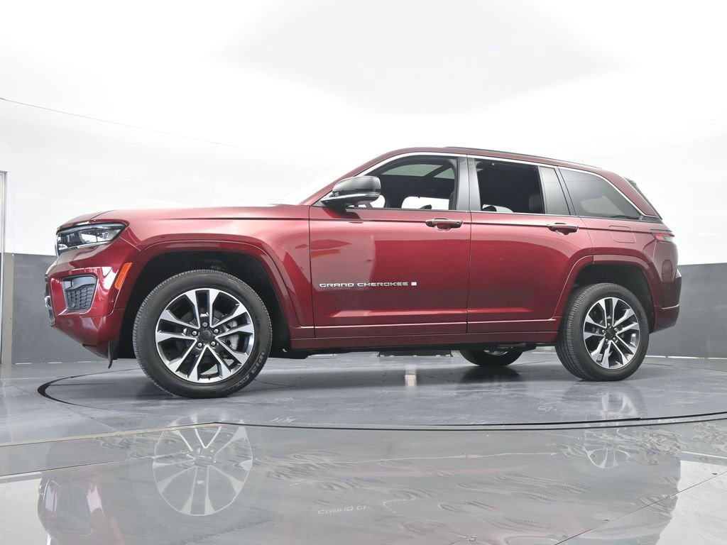 Used 2023 Jeep Grand Cherokee Overland w/ Luxury Tech Group IV image 61