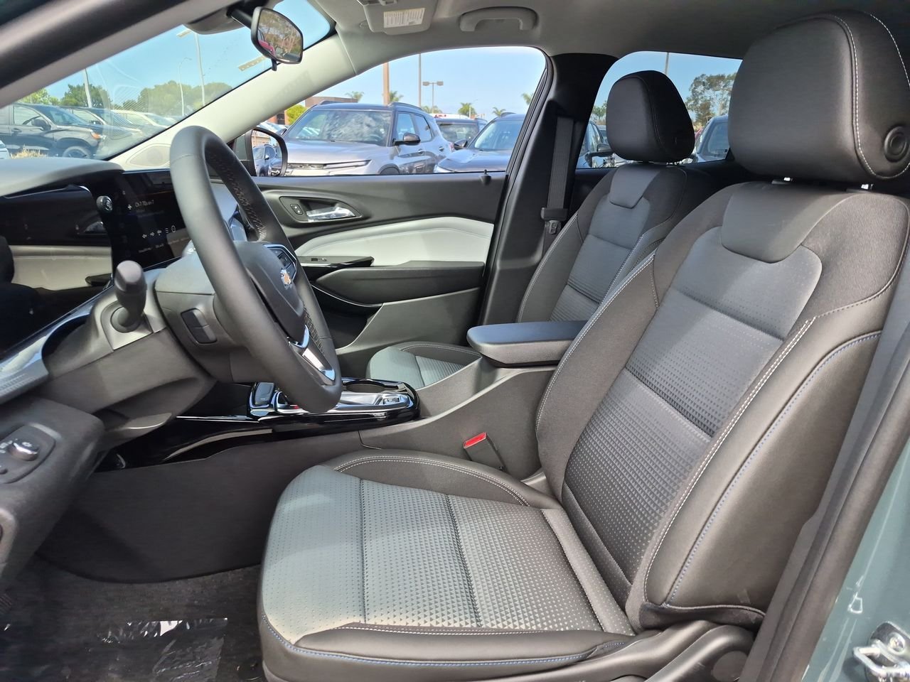 New 2026 Chevrolet Trax LT w/ Driver Confidence Package FWD image 19