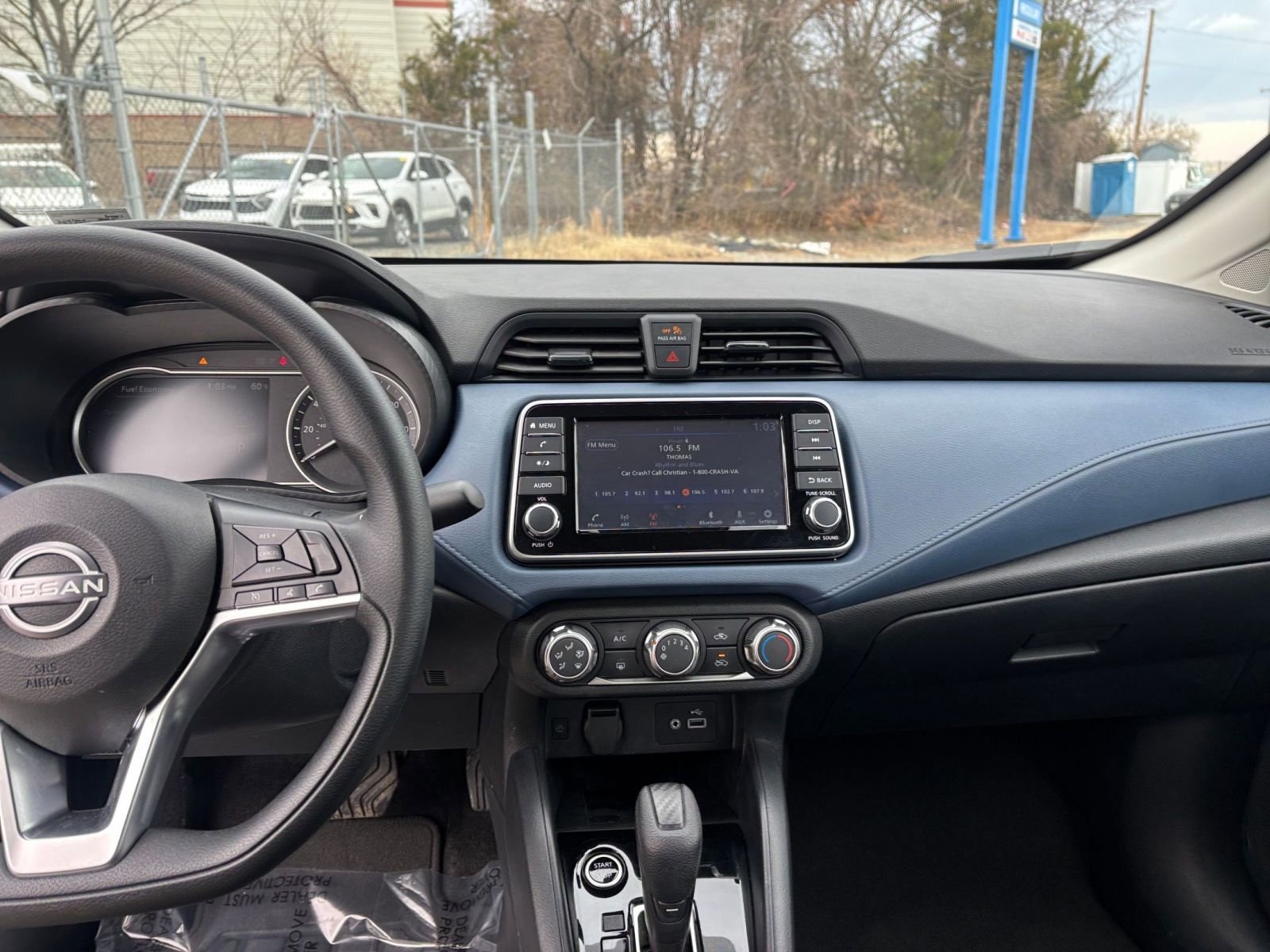 Used 2025 Nissan Versa SV image 17