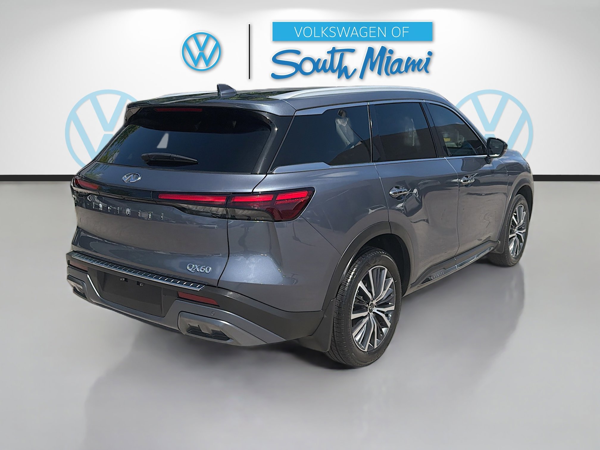 Used 2023 INFINITI QX60 Sensory w/ Vision Package image 7