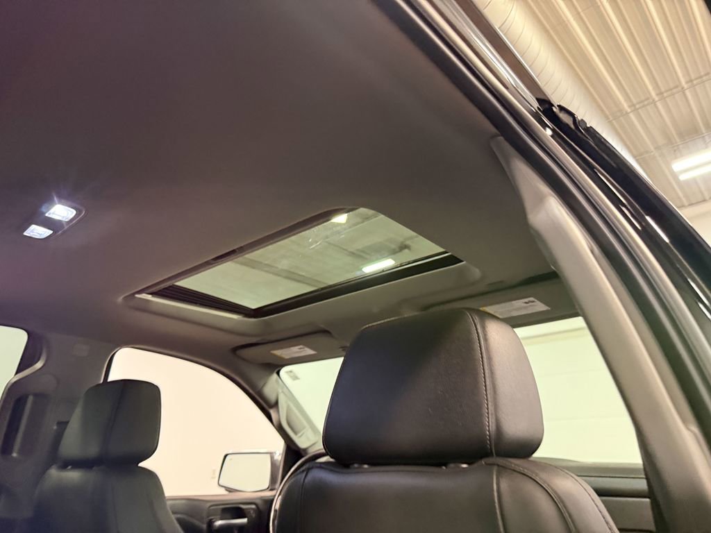 Used 2020 GMC Sierra 1500 SLT w/ SLT Premium Plus Package image 69