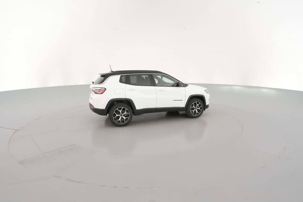 New 2026 Jeep Compass Limited image 13