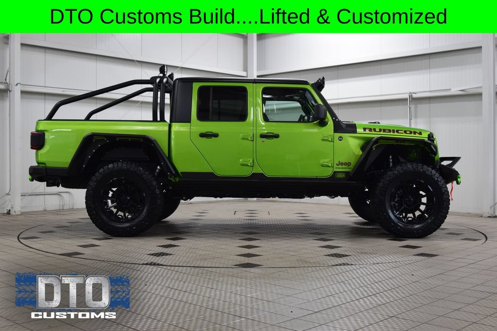 Used 2025 Jeep Gladiator Rubicon w/ Safety Group AWD/4WD image 8