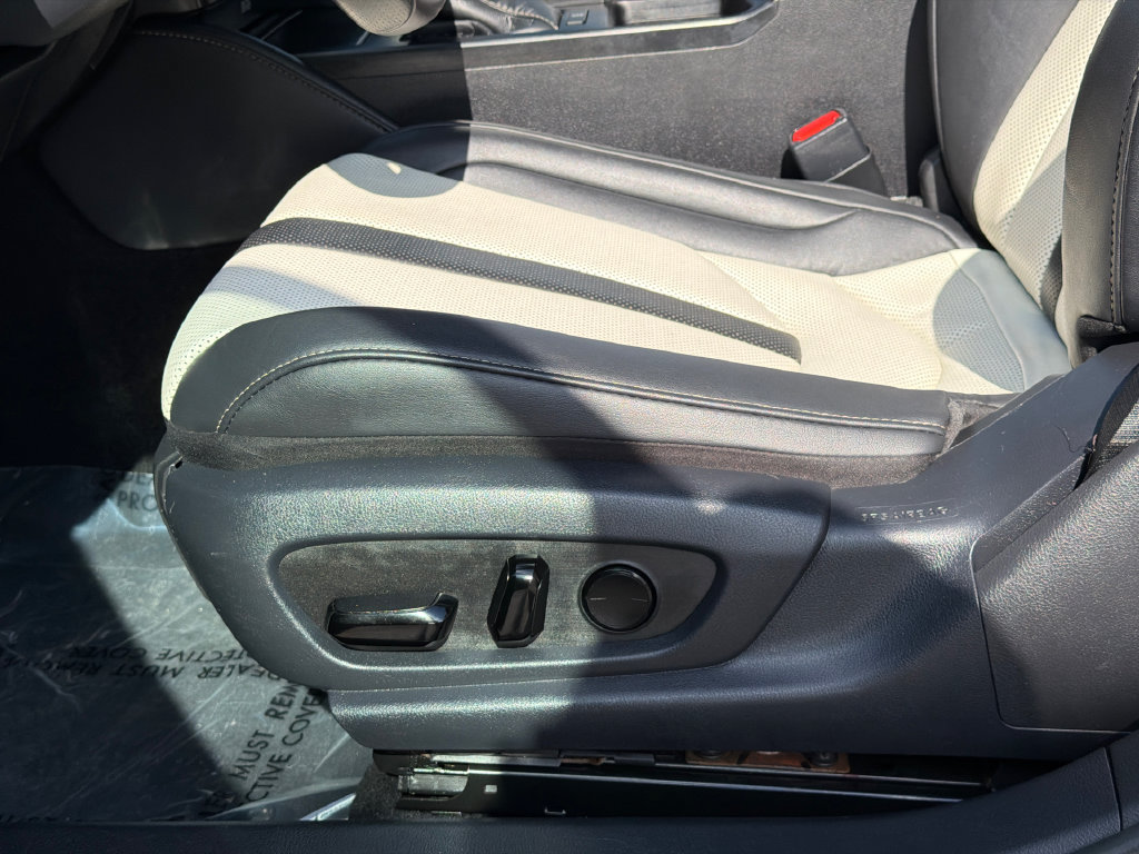 Used 2022 Lexus ES 350 F Sport w/ Accessory Package FWD image 16