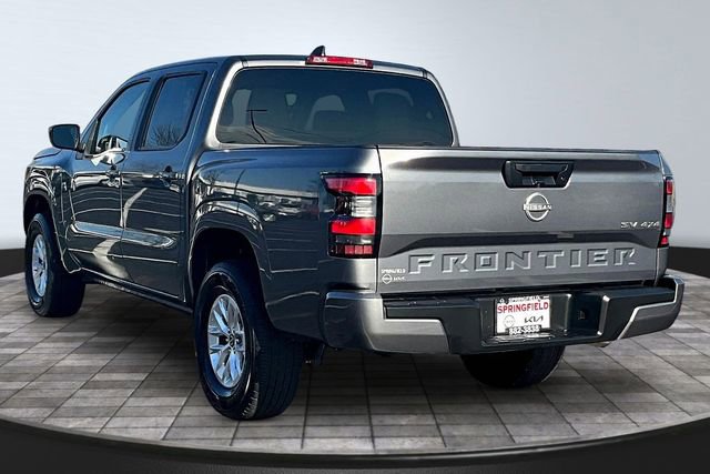Used 2024 Nissan Frontier SV image 4