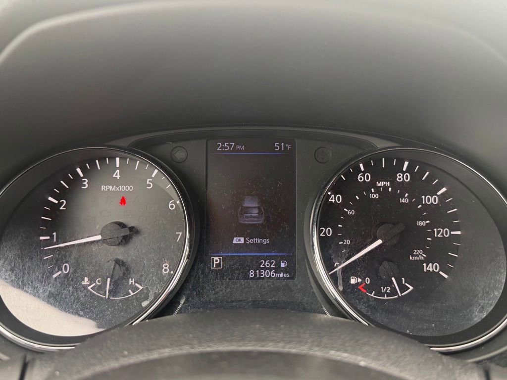 Used 2020 Nissan Rogue SV w/ Premium Package FWD image 25