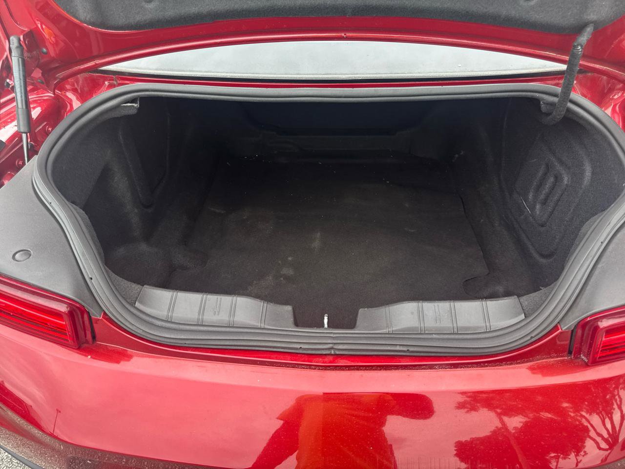 Used 2017 Chevrolet Camaro LT RWD image 23