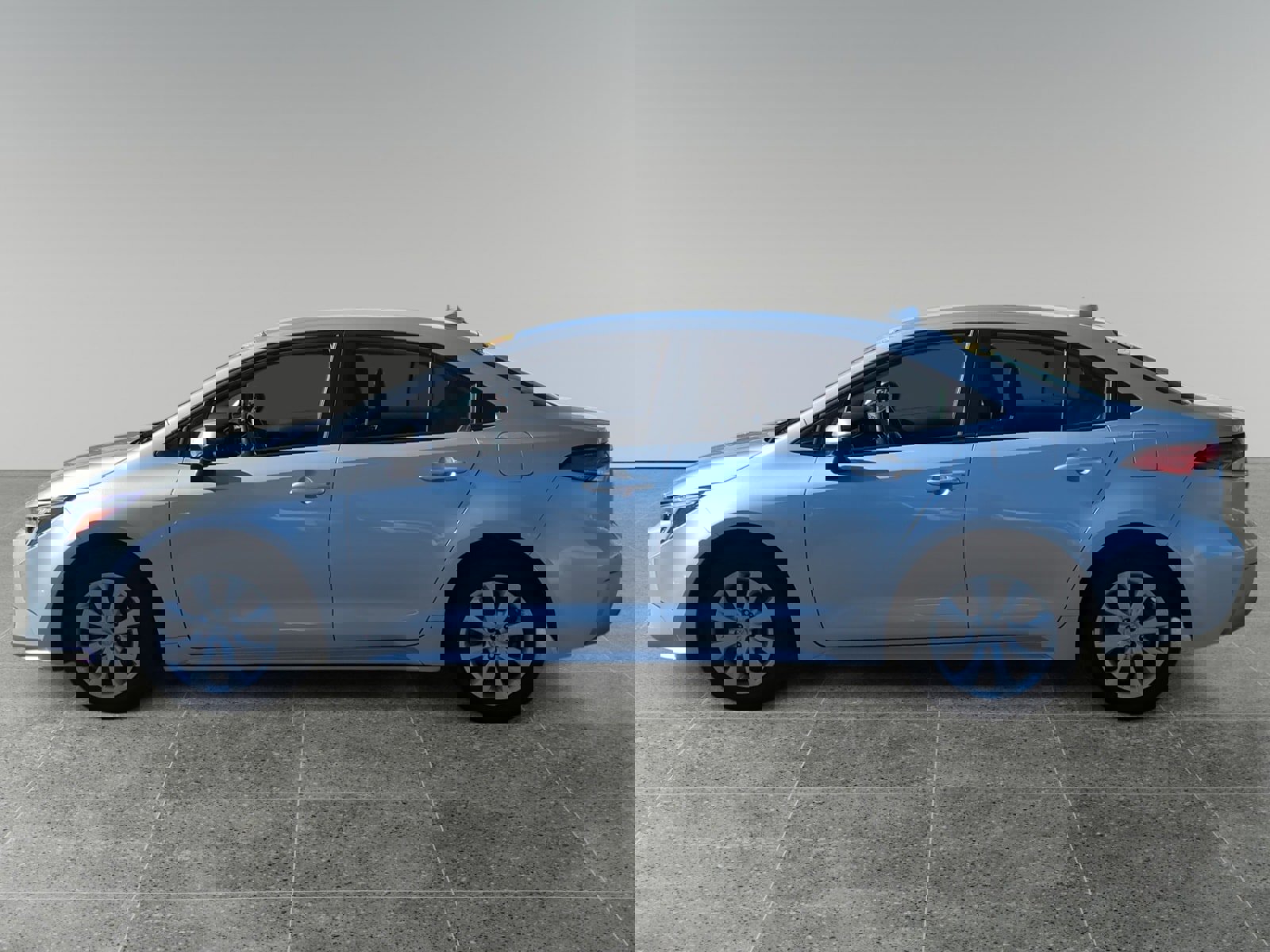 Used 2025 Toyota Corolla LE w/ Carpet Mat Package (TMS) image 2