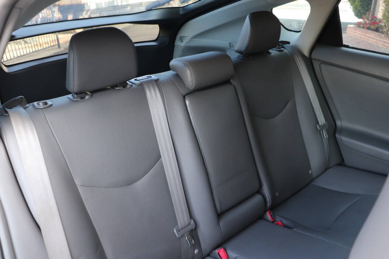Used 2010 Toyota Prius Four w/ Navigation Pkg FWD image 29