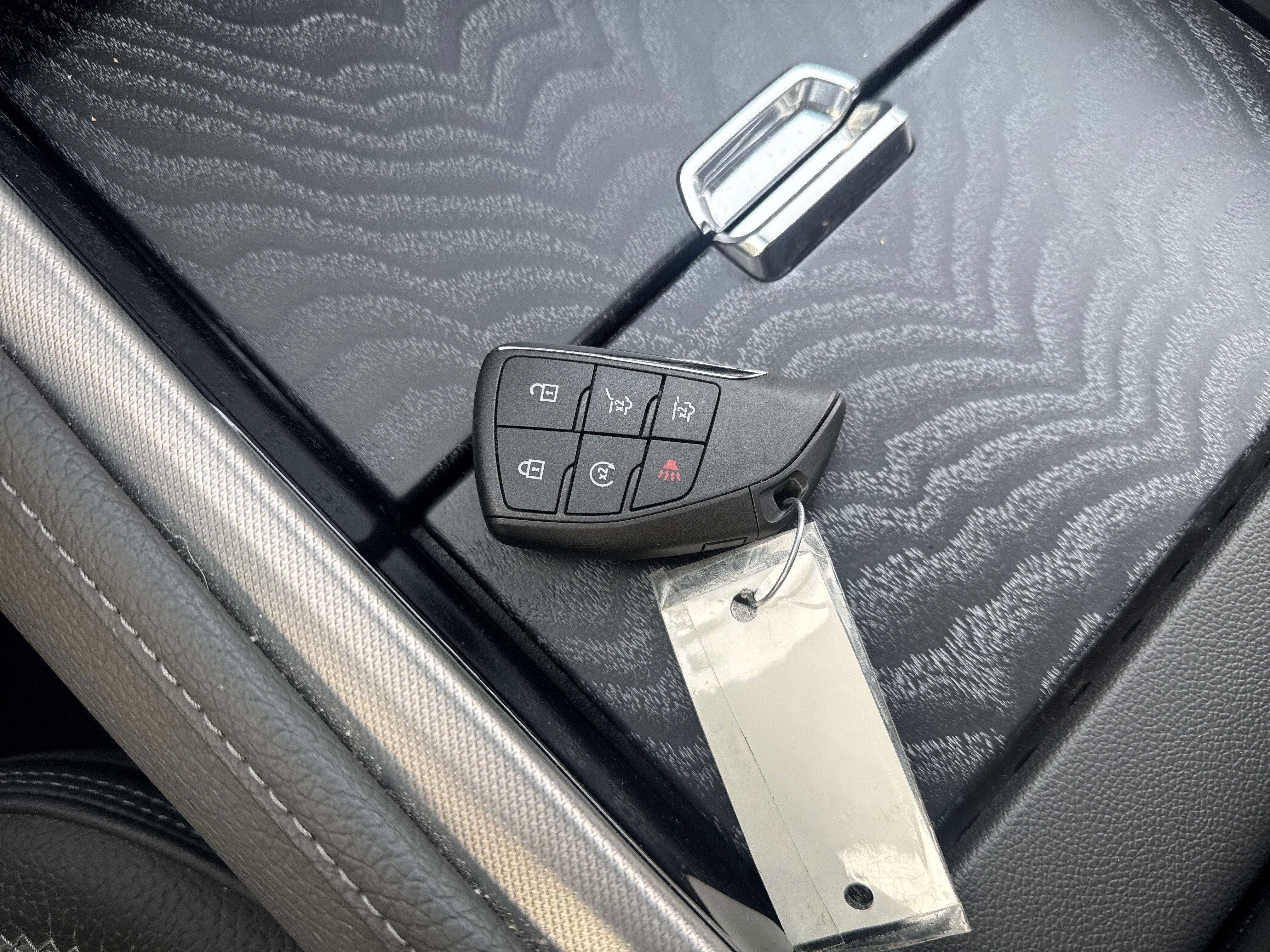 Used 2024 GMC Yukon Denali image 30