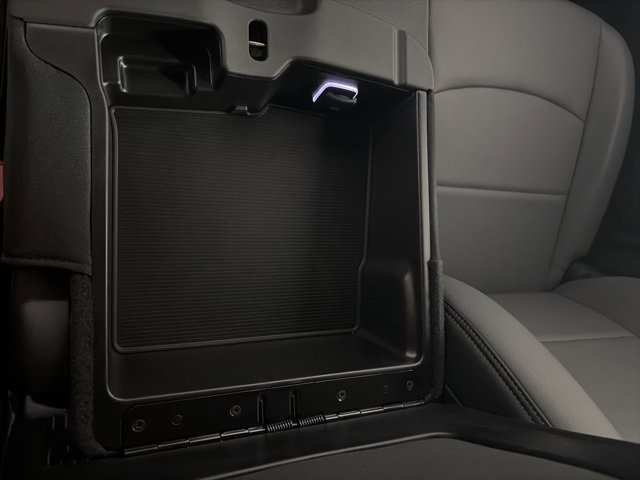 Used 2025 RAM 2500 Tradesman w/ Chrome Appearance Group image 38