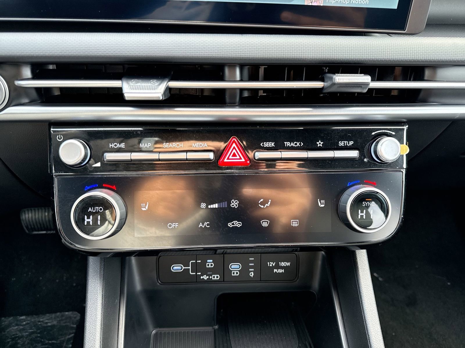 New 2026 Hyundai Santa Cruz XRT AWD/4WD image 21