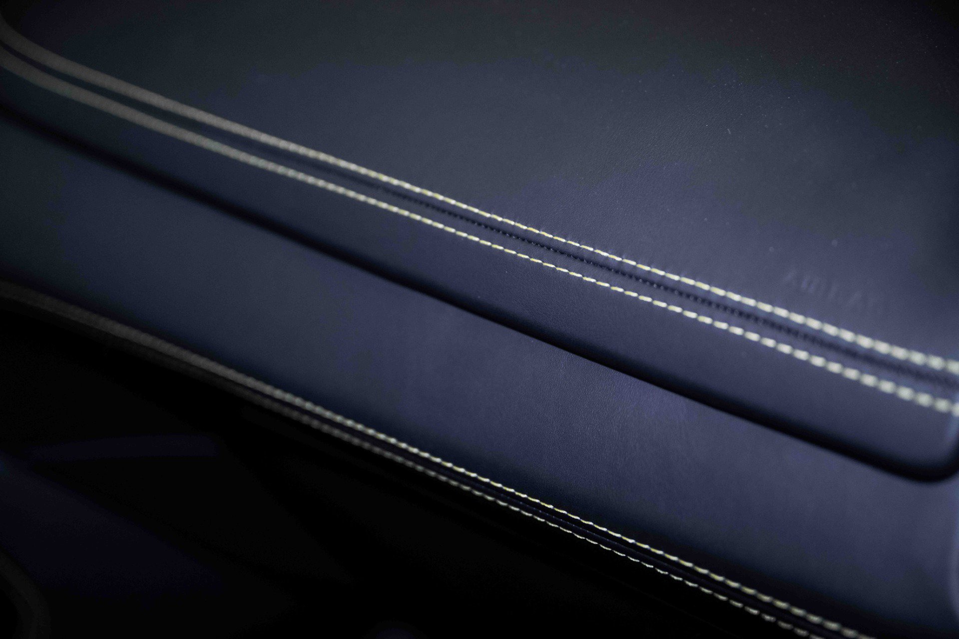 Used 2024 Aston Martin DBX 707 image 36