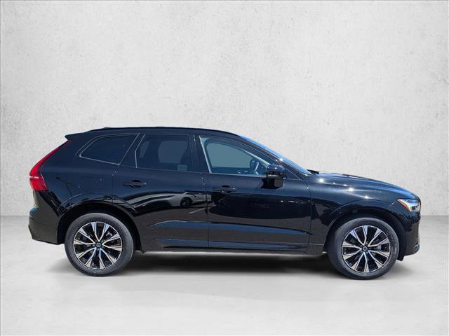 Used 2024 Volvo XC60 B5 Core w/ Protection Package Premier AWD/4WD image 4