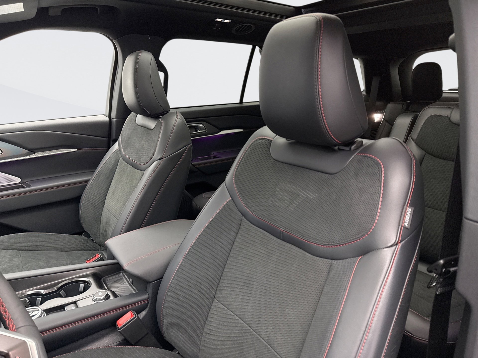 Used 2026 Ford Explorer ST w/ Sun And Sound Package image 31