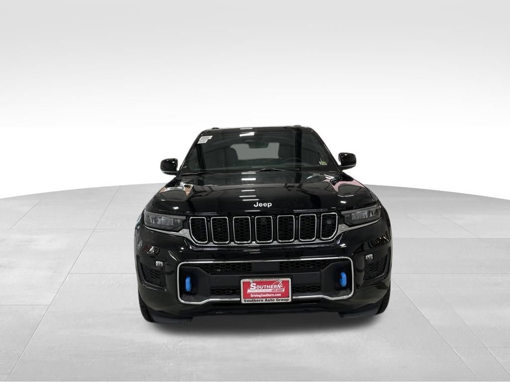 Used 2024 Jeep Grand Cherokee Overland w/ Advanced Protech Group III AWD/4WD image 13