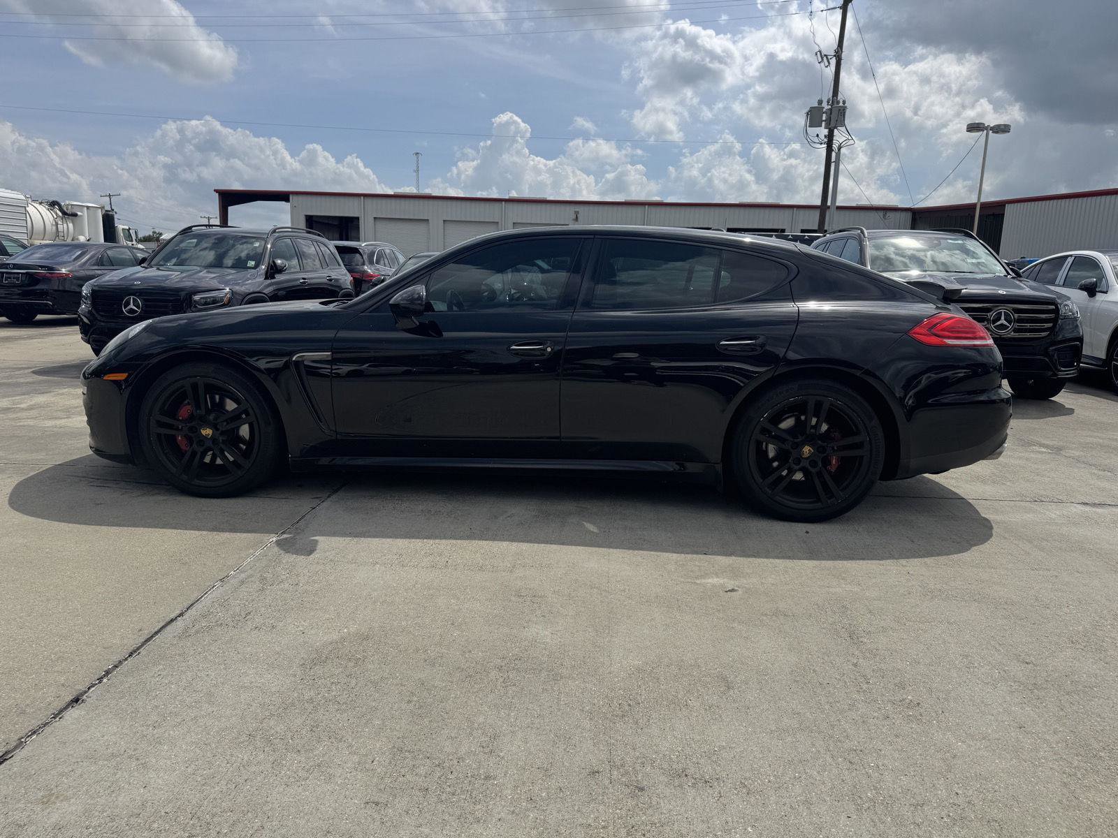 Used 2014 Porsche Panamera 4 image 16